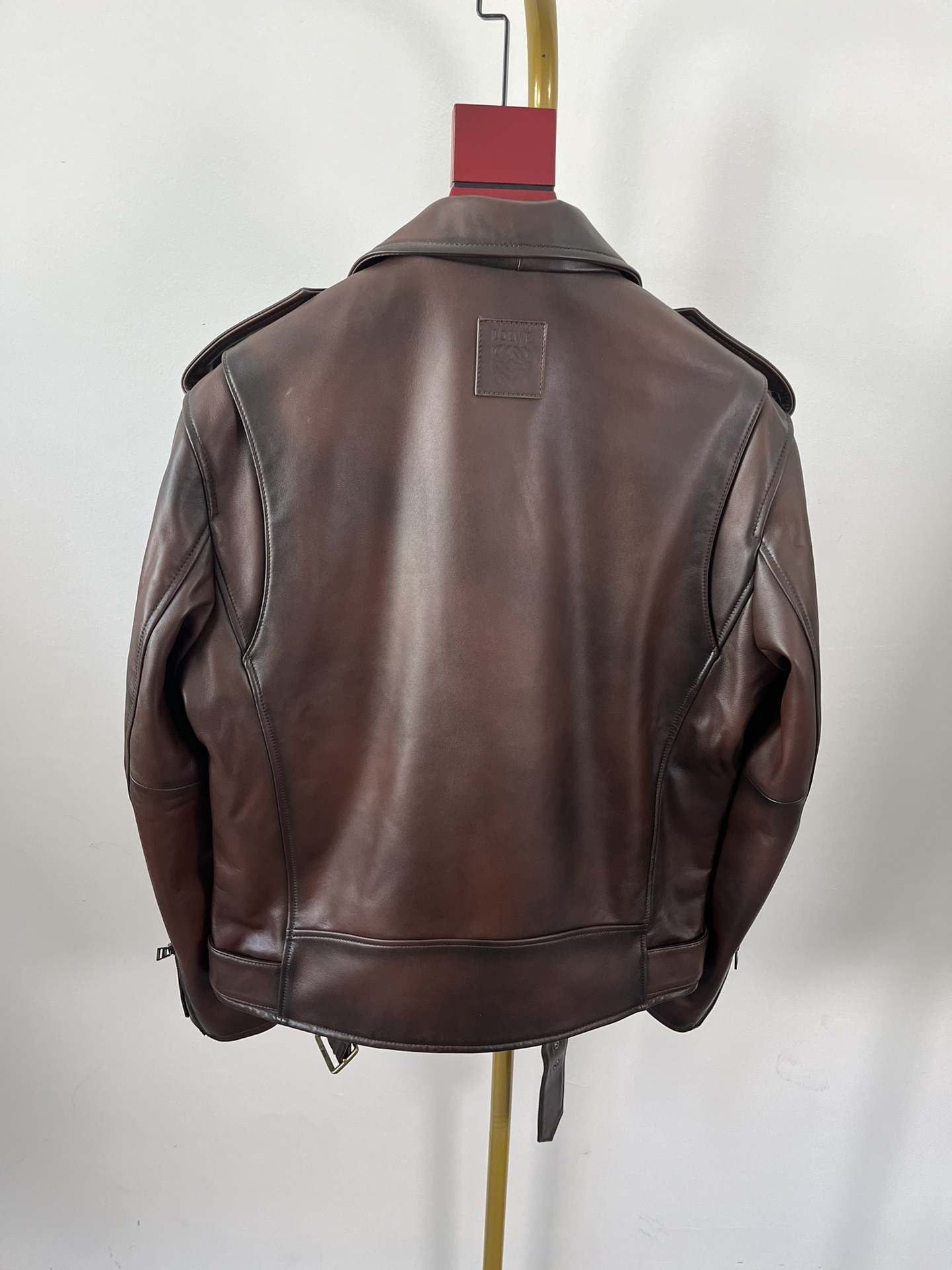 LOEWE Мужская кожаная куртка LOEWE Мужская кожаная куртка