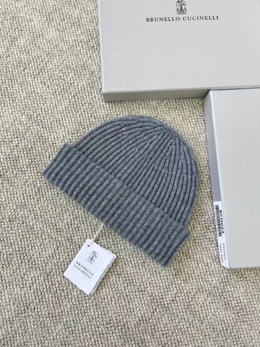 BRUNELLO CUCINELLI Мужская шапка