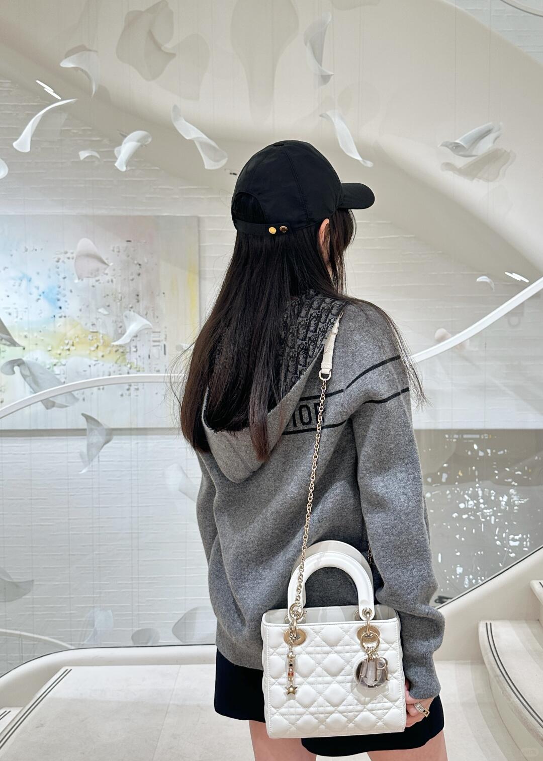 CHRISTIAN DIOR Женский кардиган из кашемира CHRISTIAN DIOR Женский кардиган из кашемира