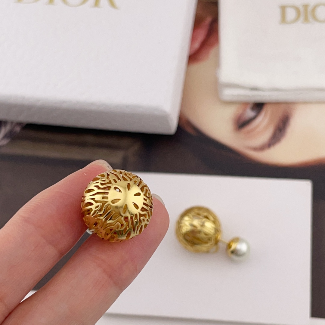 CHRISTIAN DIOR Женские серьги Tribales CD CHRISTIAN DIOR Женские серьги Tribales CD