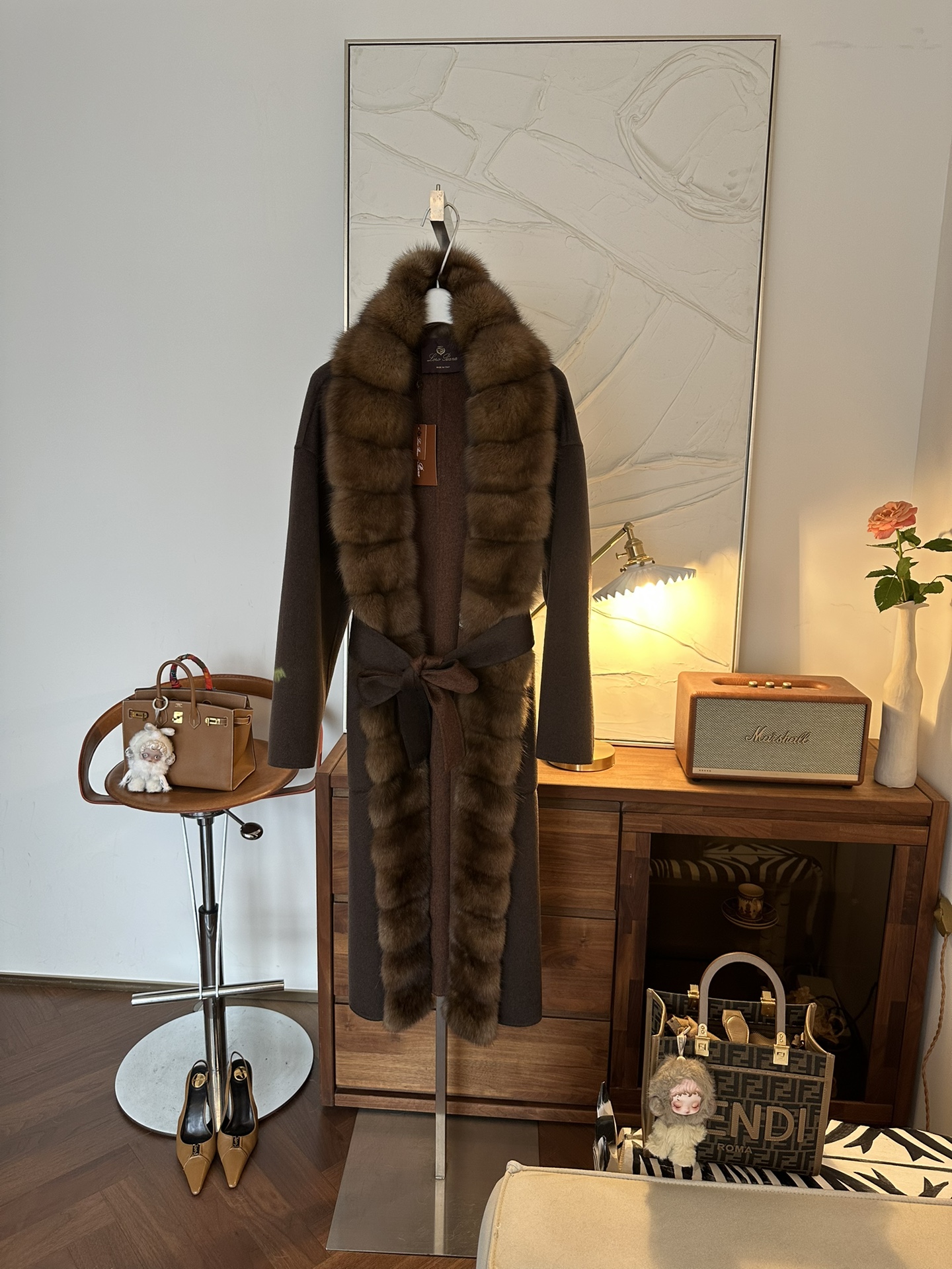 LORO PIANA Женское кашемировое пальто с мехом соболя  LORO PIANA Женское кашемировое пальто с мехом соболя