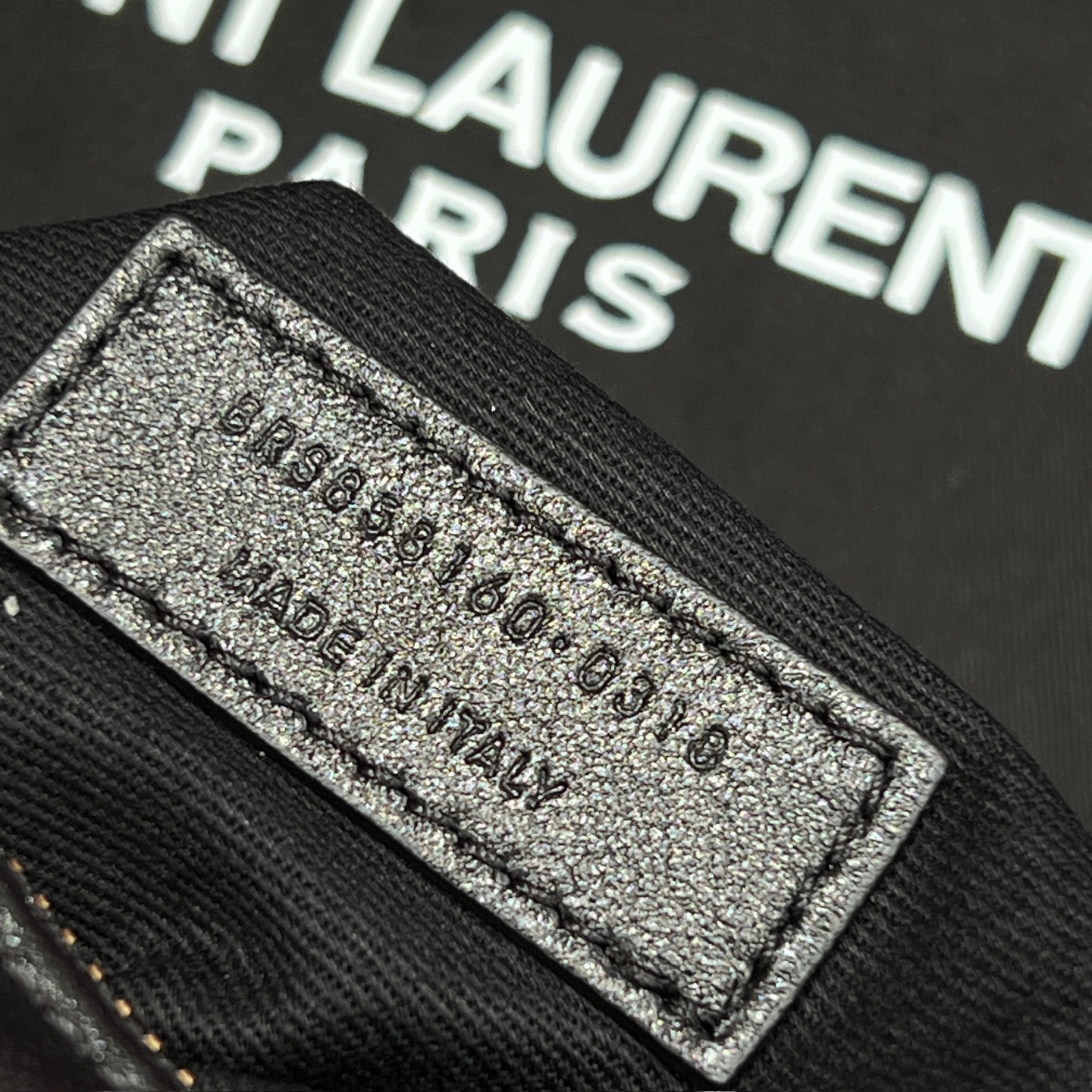 SAINT LAURENT Женская Сумка Icare Hobo SAINT LAURENT Женская Сумка Icare Hobo