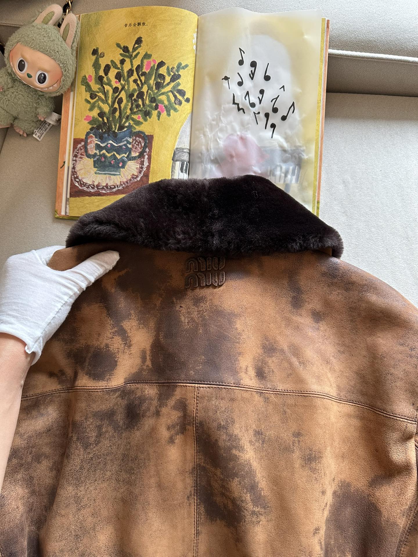 MIU MIU Женская кожаная куртка MIU MIU Женская кожаная куртка