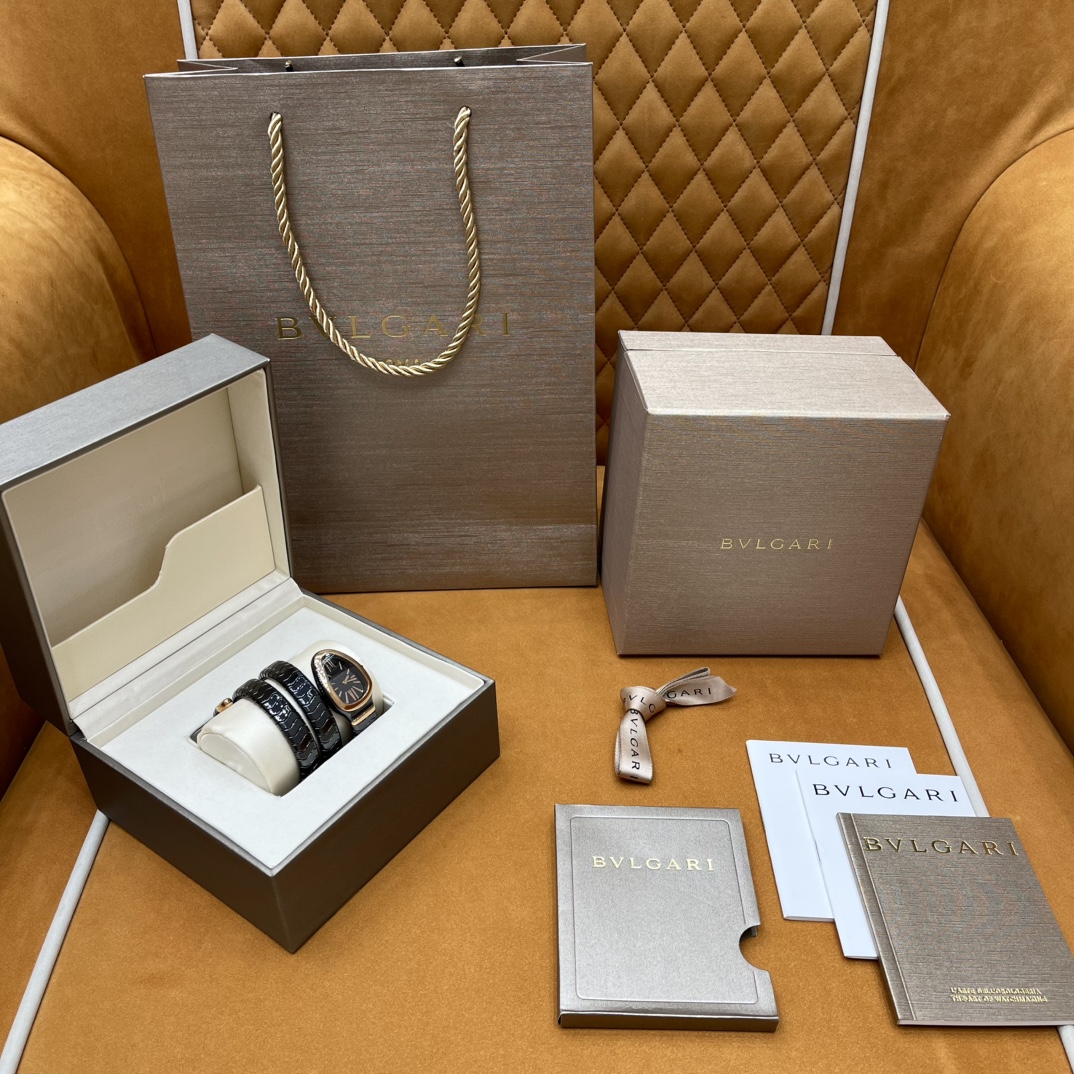 BVLGARI Женские часы Serpenti Spiga 102532 35 мм BVLGARI Женские часы Serpenti Spiga 102532 35 мм