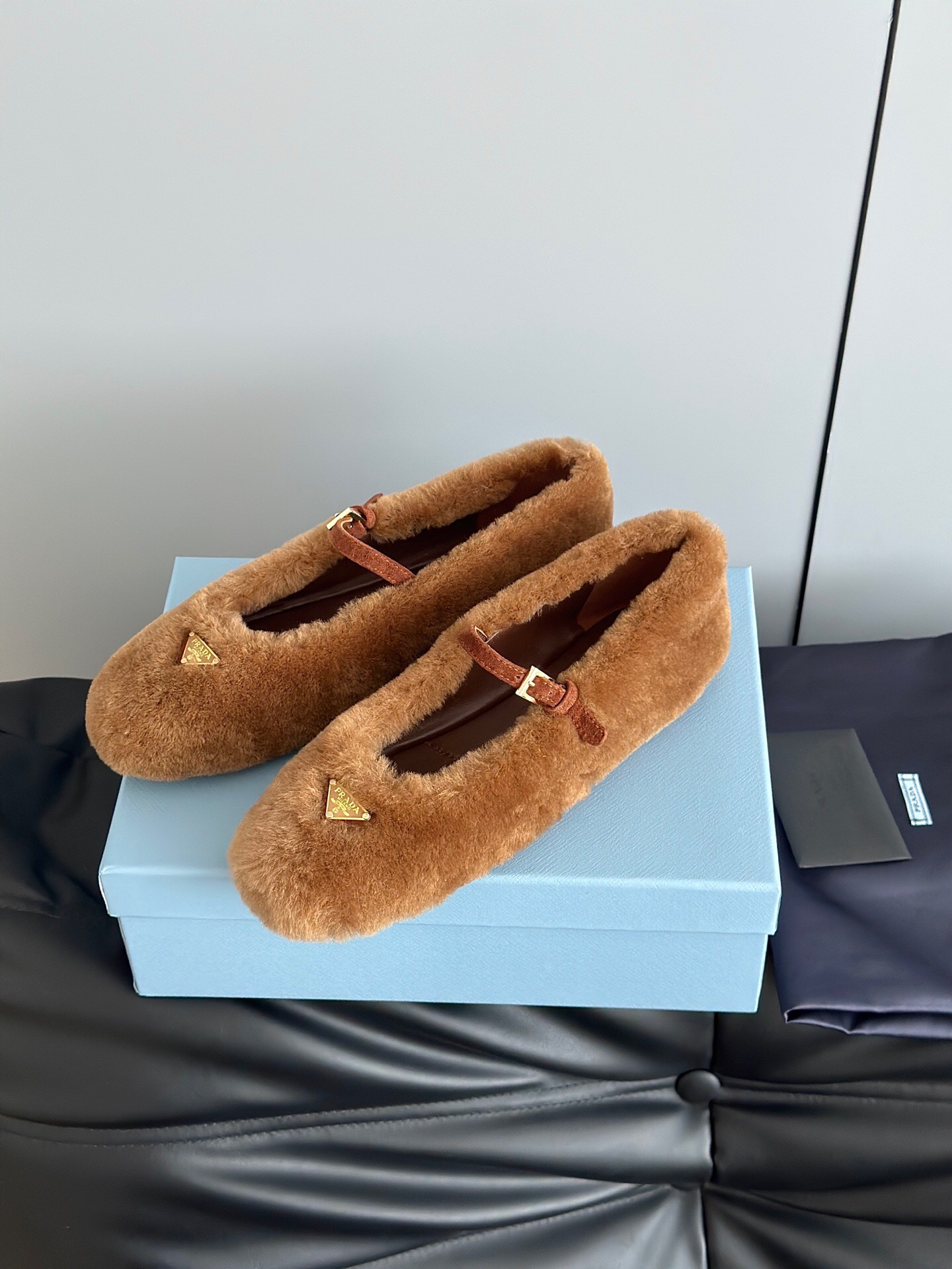 PRADA  Женские балетки из кожи ягненка 