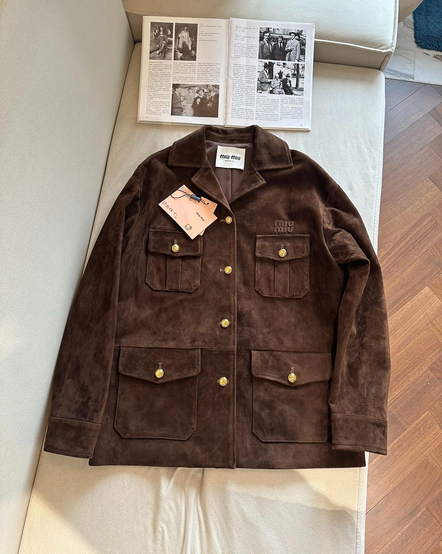 MIU MIU Женская куртка из замши