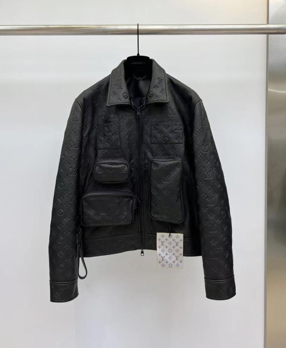 LOUIS VUITTON Мужская кожаная куртка