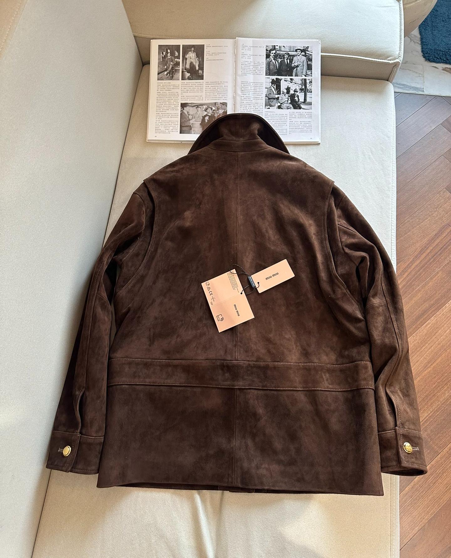 MIU MIU Женская куртка из замши