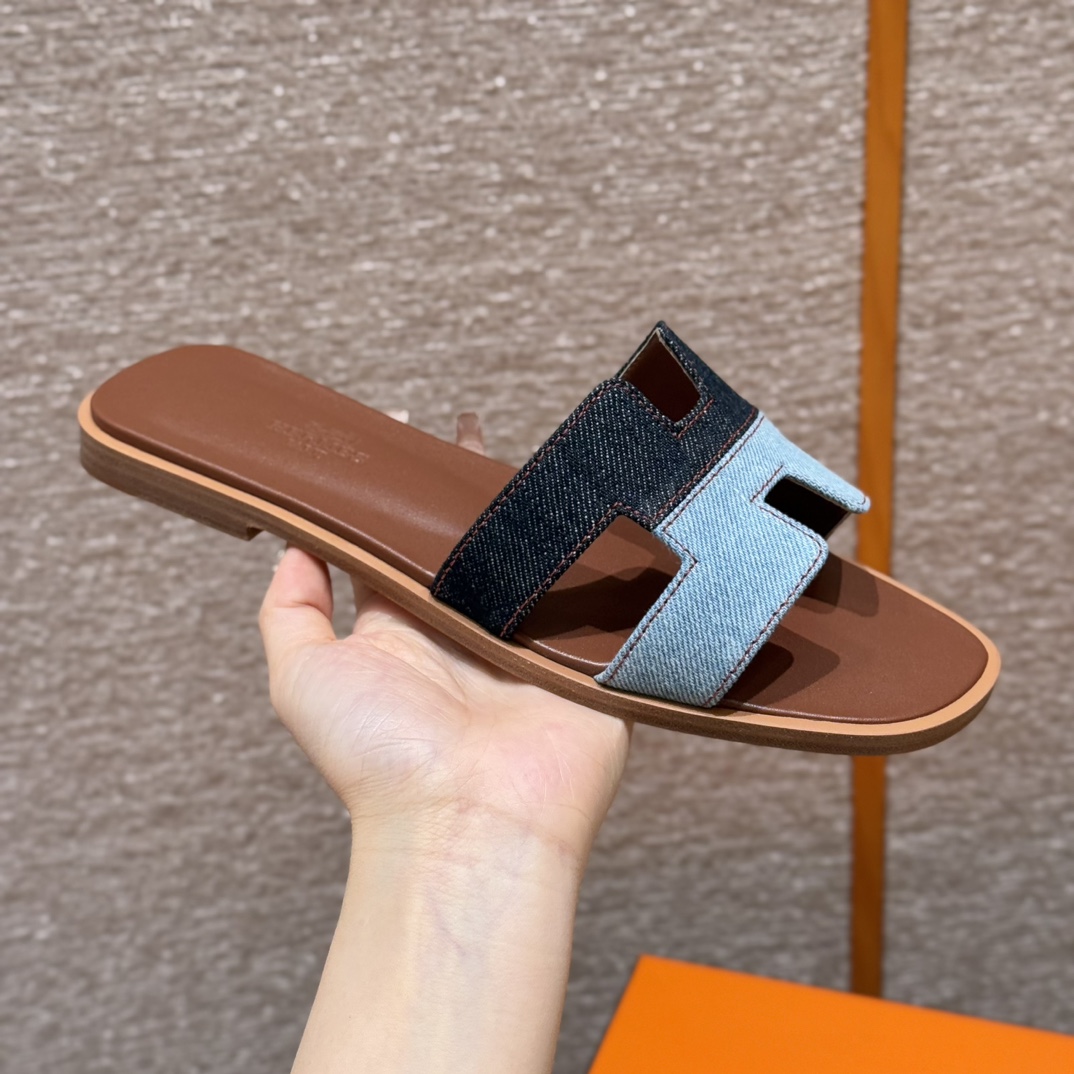 HERMES Женские сандалии Oran деним