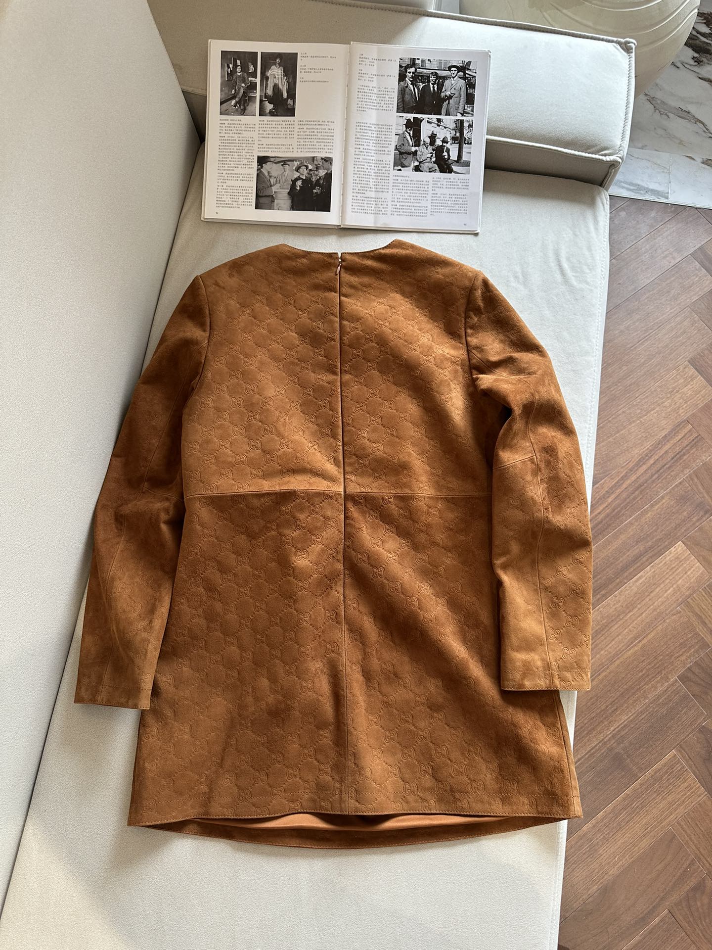 GUCCI Женское платье из замши GUCCI Женское платье из замши