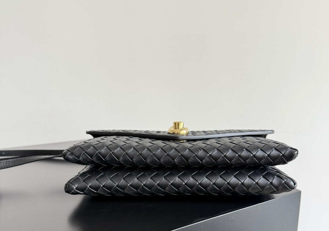 BOTTEGA VENETA Сумка Knot Lock