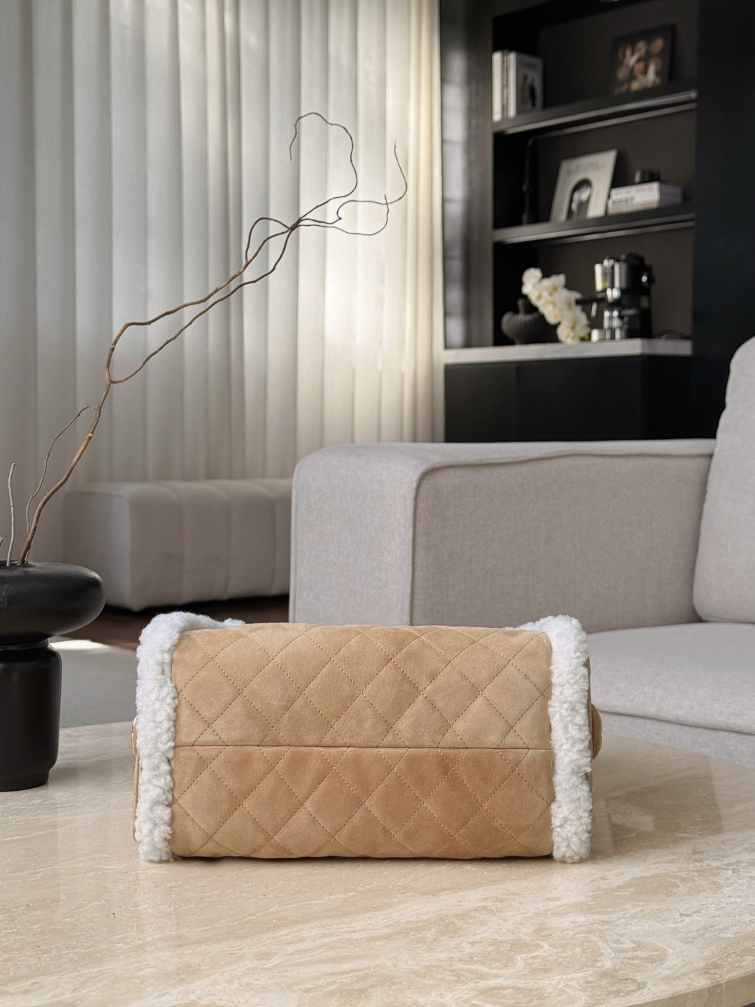 CHANEL Женская сумка Hobo 25S с мехом CHANEL Женская сумка Hobo 25S с мехом