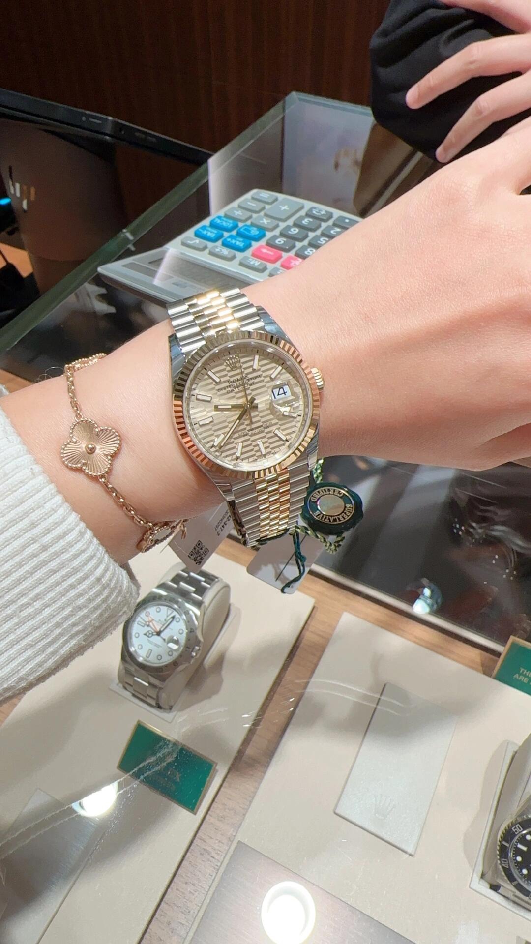 ROLEX Женские часы Datejust 36 m126233-0039 ROLEX Женские часы Datejust 36 m126233-0039