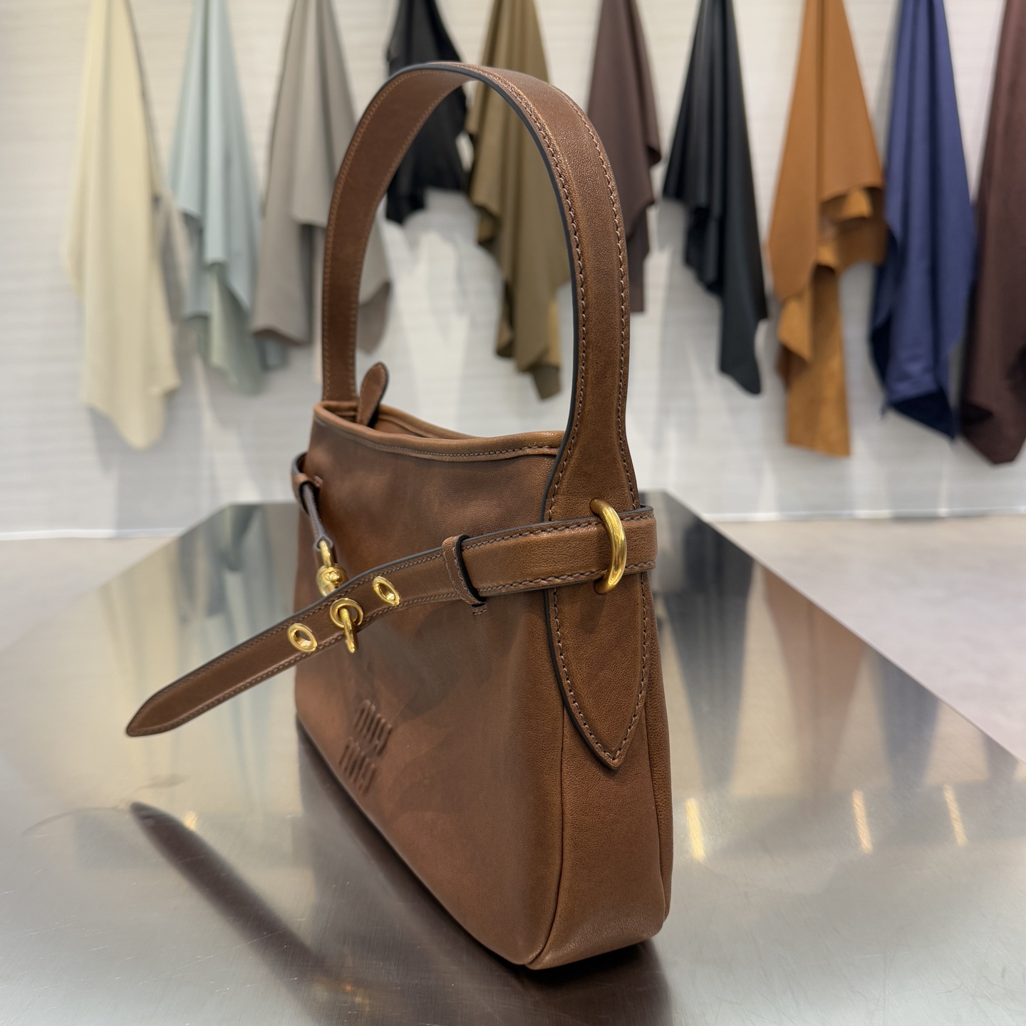 MIU MIU Женская сумка Aventure 