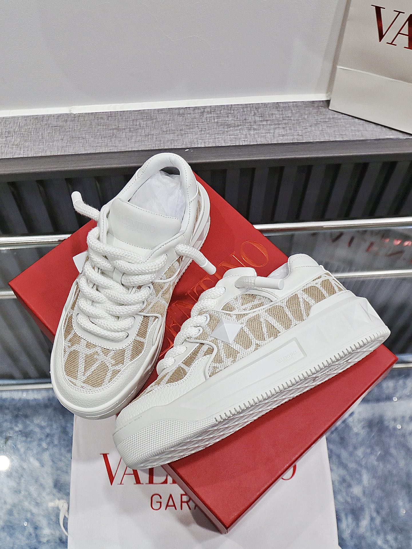 VALENTINO Кроссовки One Stud XL комбинированные