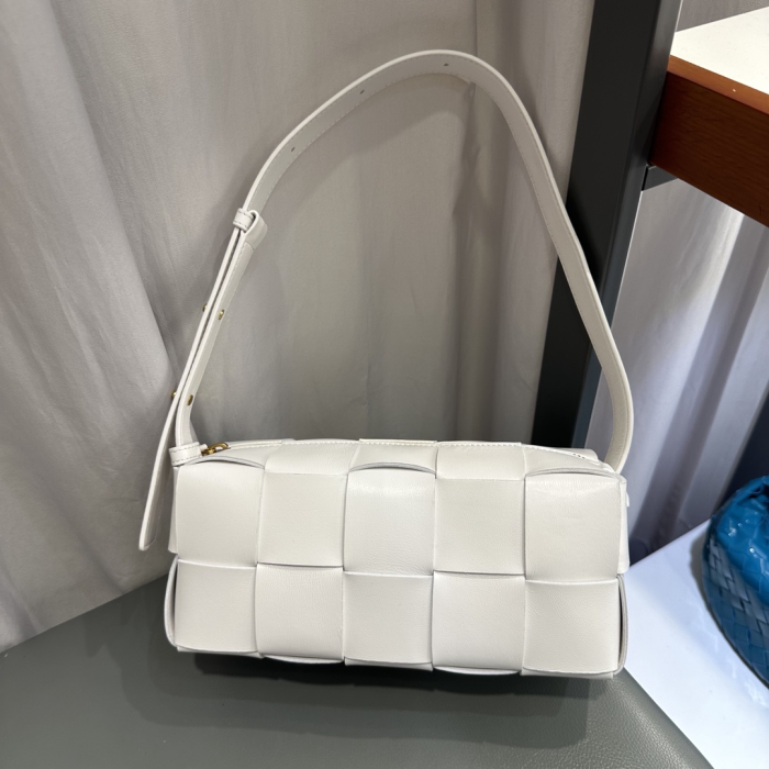 BOTTEGA VENETA Сумка Brick Cassette Small