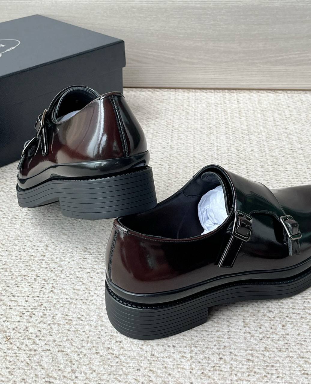 PRADA Мужские туфли из телячьей кожи  PRADA Мужские туфли из телячьей кожи