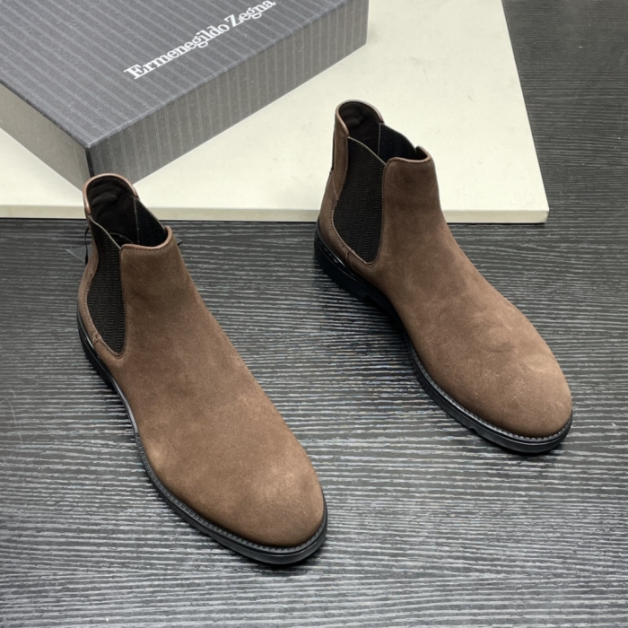 ERMENEGILDO ZEGNA Мужские замшевые ботинки Cortina