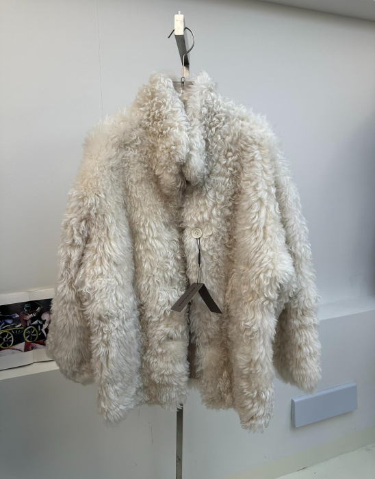 BALENCIAGA Женская шуба из овчины