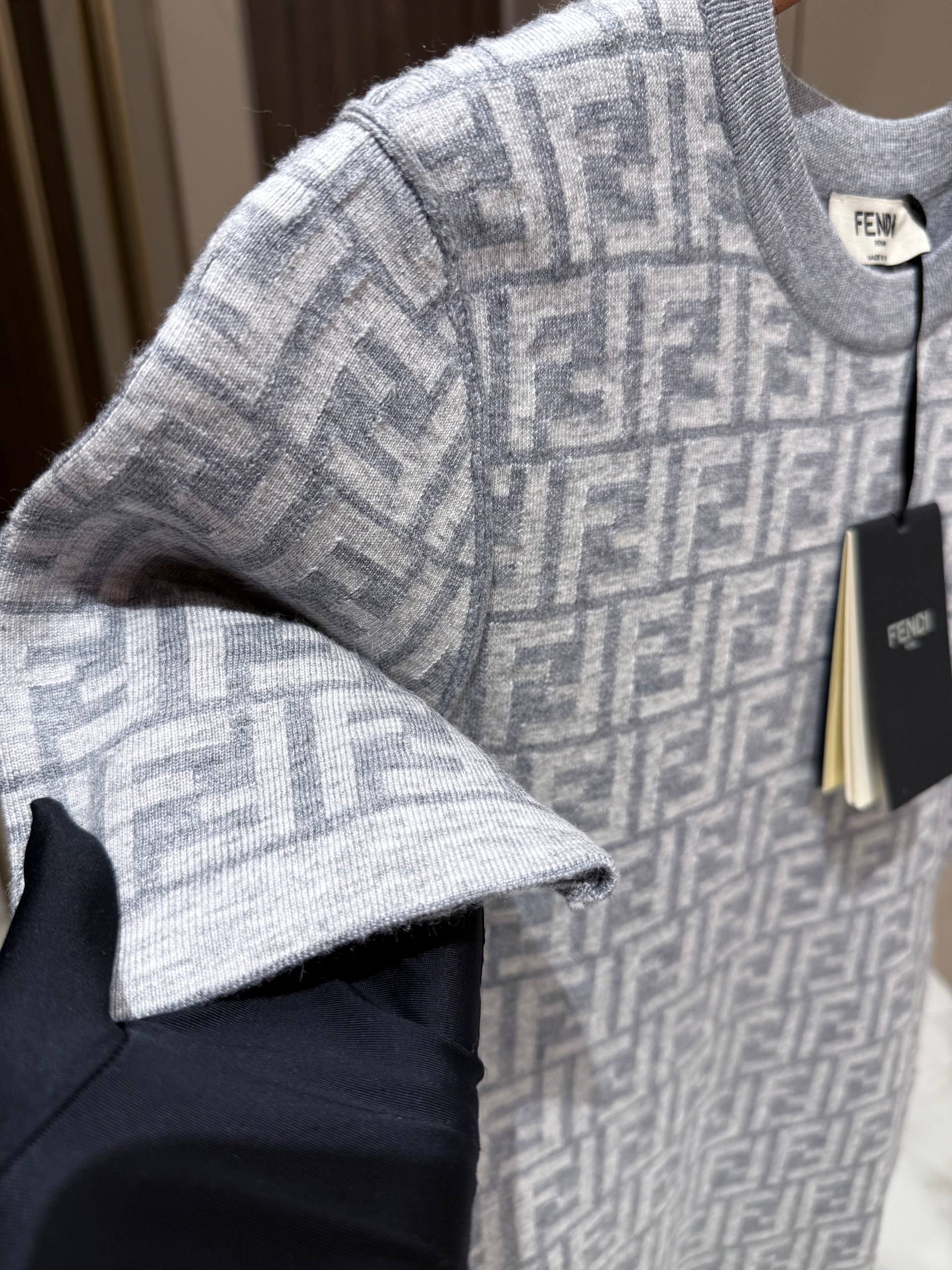 FENDI Женское платье из шерсти FENDI Женское платье из шерсти