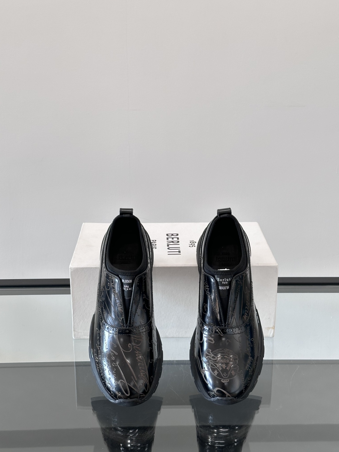 BERLUTI Мужские кроссовки коровья кожа