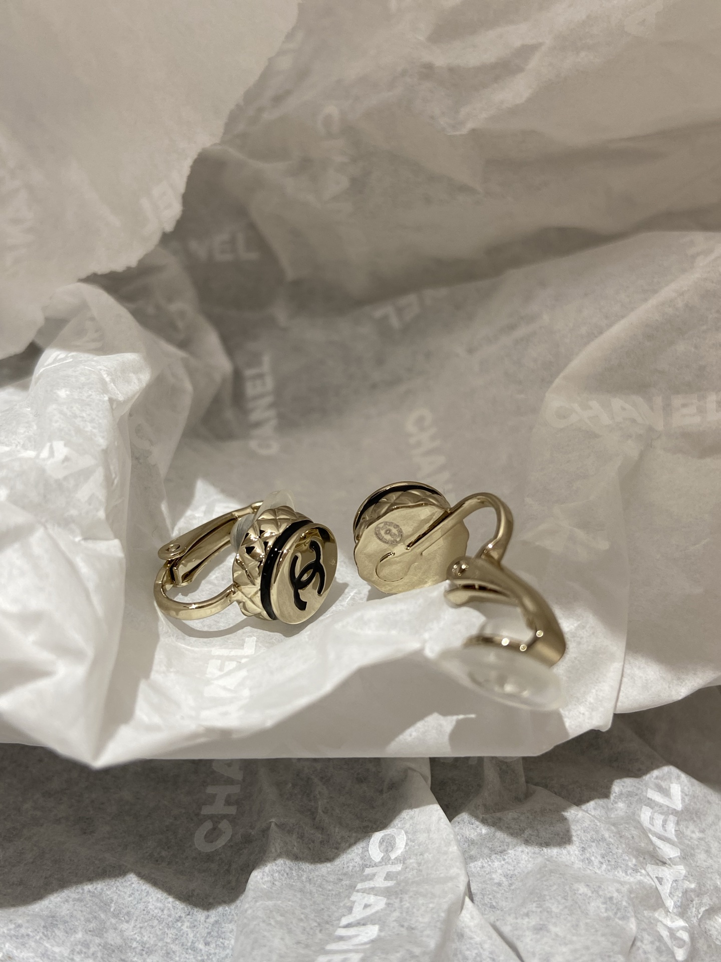 CHANEL Женские серьги CHANEL Женские серьги