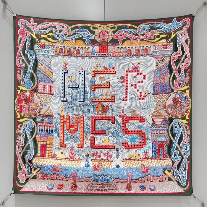 HERMES Женский платок из шелка