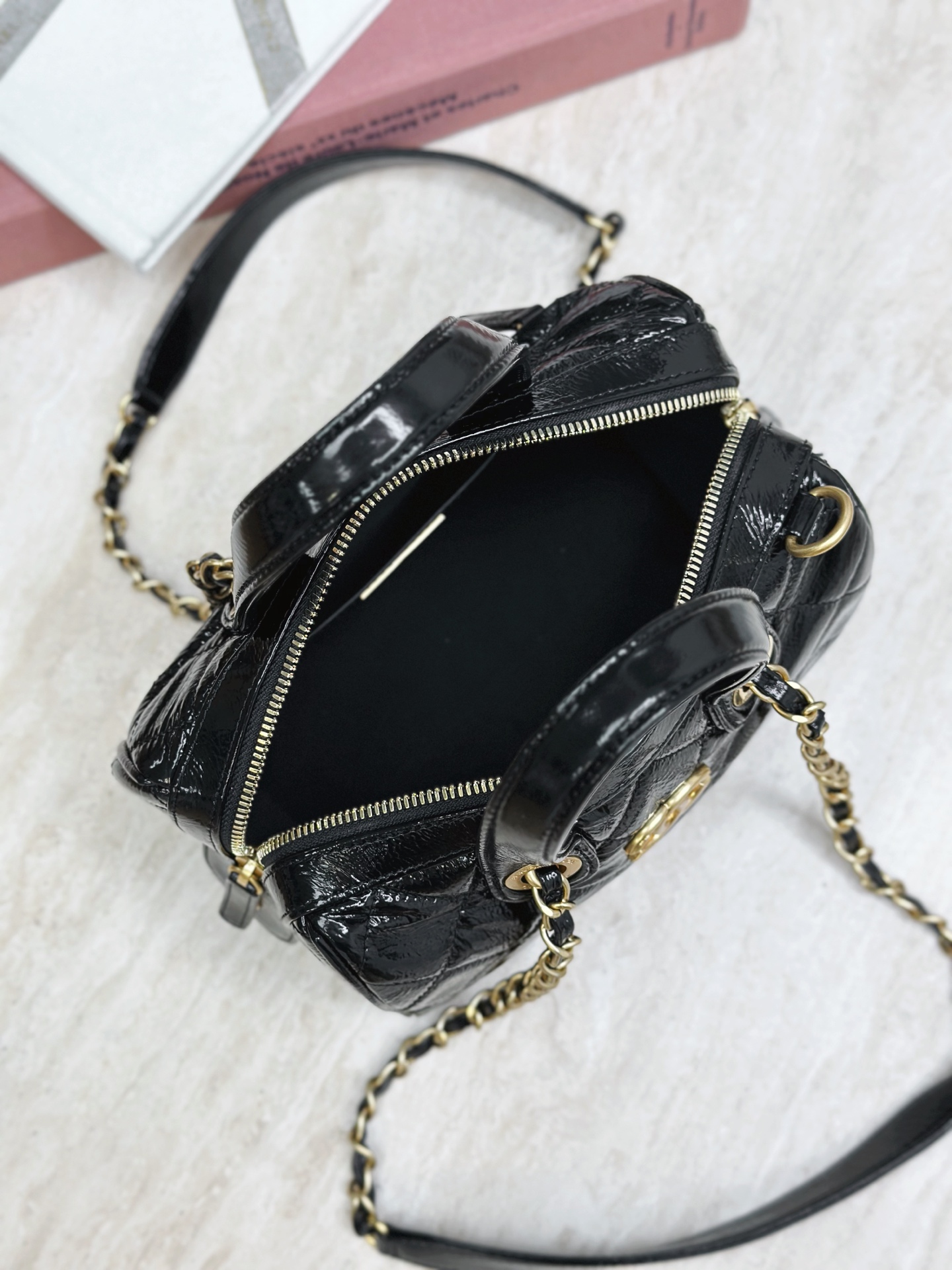 CHANEL Женская сумка small bowling 25A CHANEL Женская сумка small bowling 25A