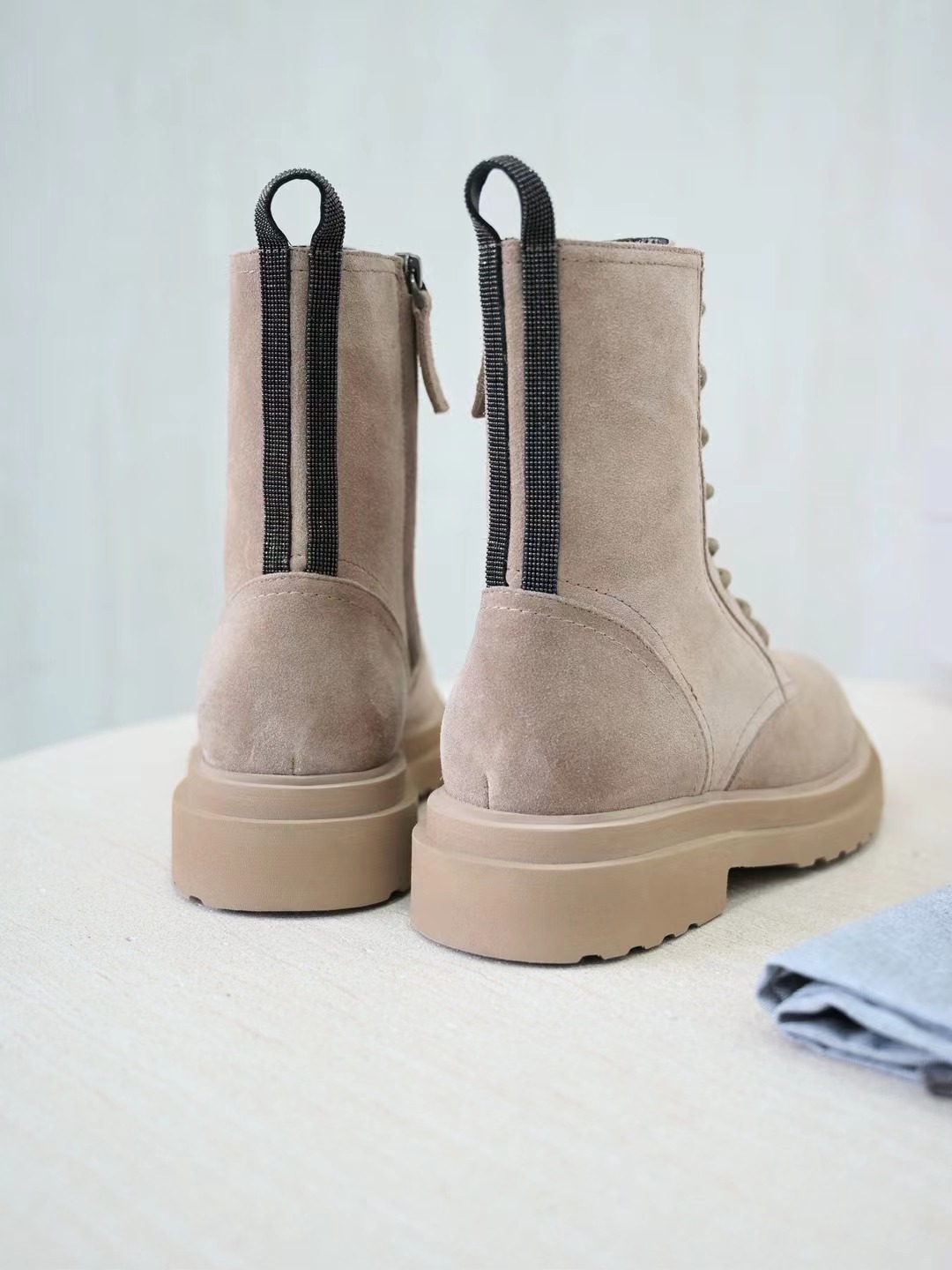BRUNELLO CUCINELLI Женские ботинки  BRUNELLO CUCINELLI Женские ботинки