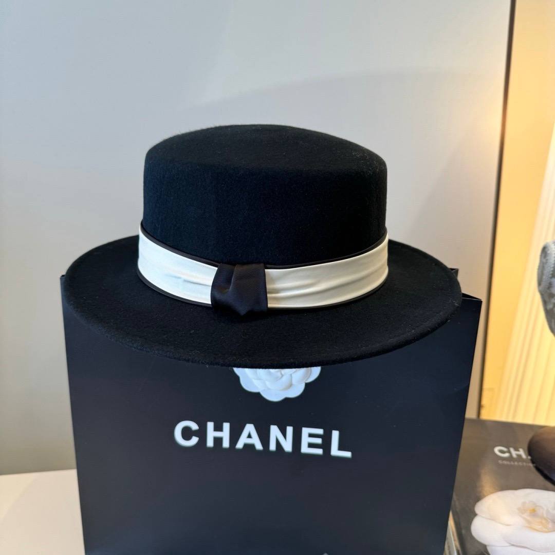 CHANEL Женская шляпа из шерсти