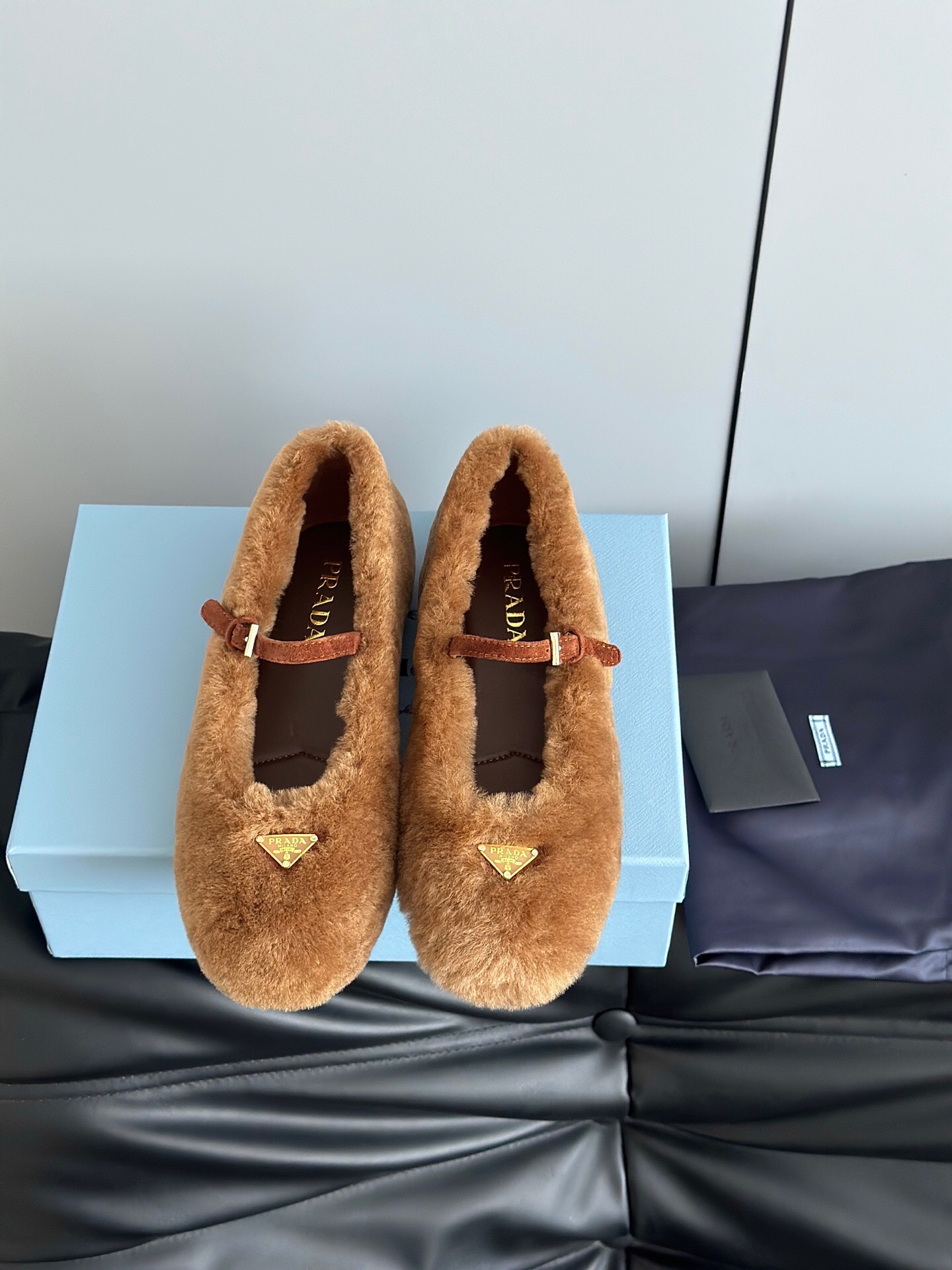 PRADA  Женские балетки из кожи ягненка 