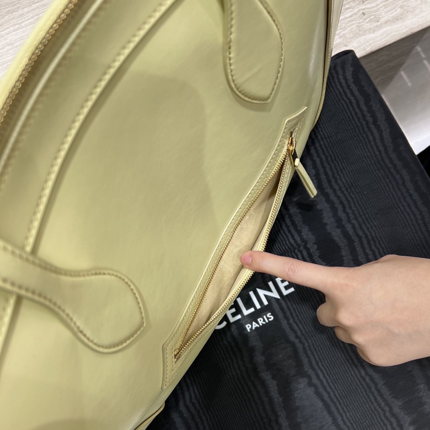 CELINE Женская сумка Luggage из гладкой кожи