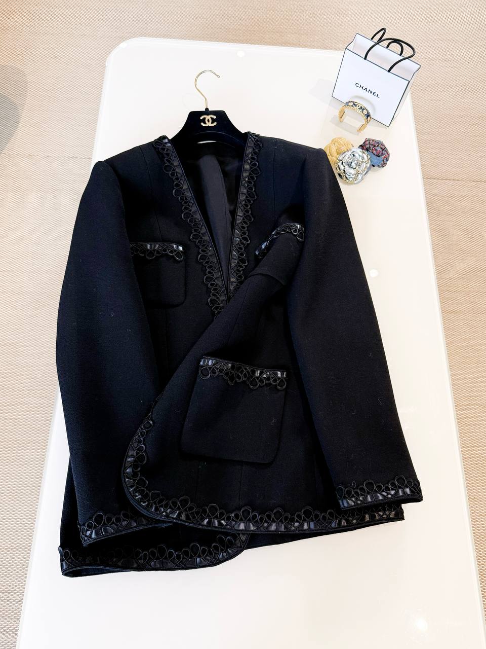 CHANEL Женский жакет CHANEL Женский жакет