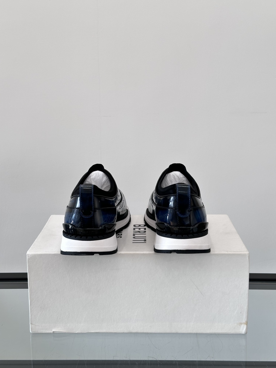 BERLUTI Мужские кроссовки коровья кожа