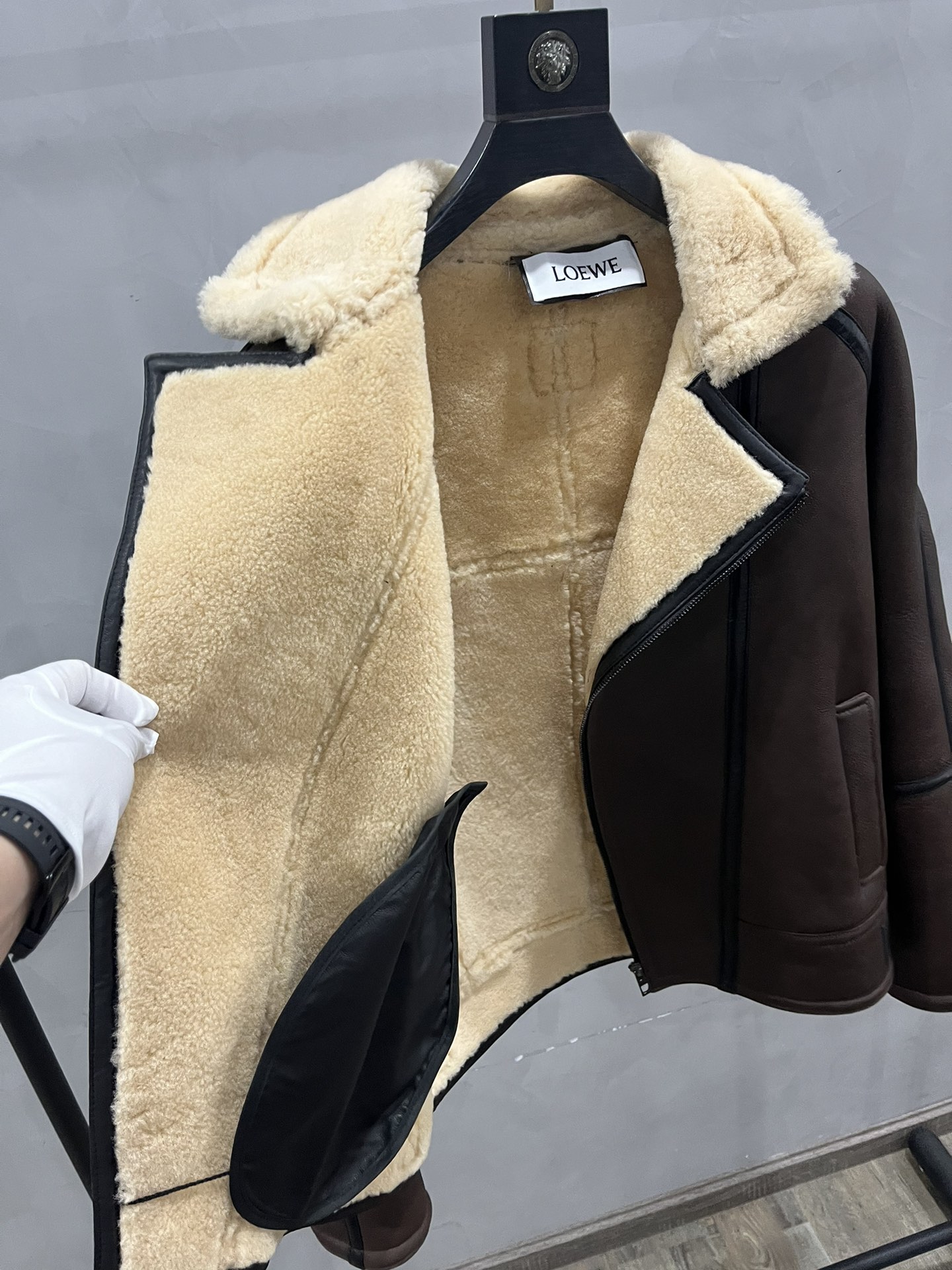 LOEWE Мужская куртка из кожи и шерсти мериноса LOEWE Мужская куртка из кожи и шерсти мериноса