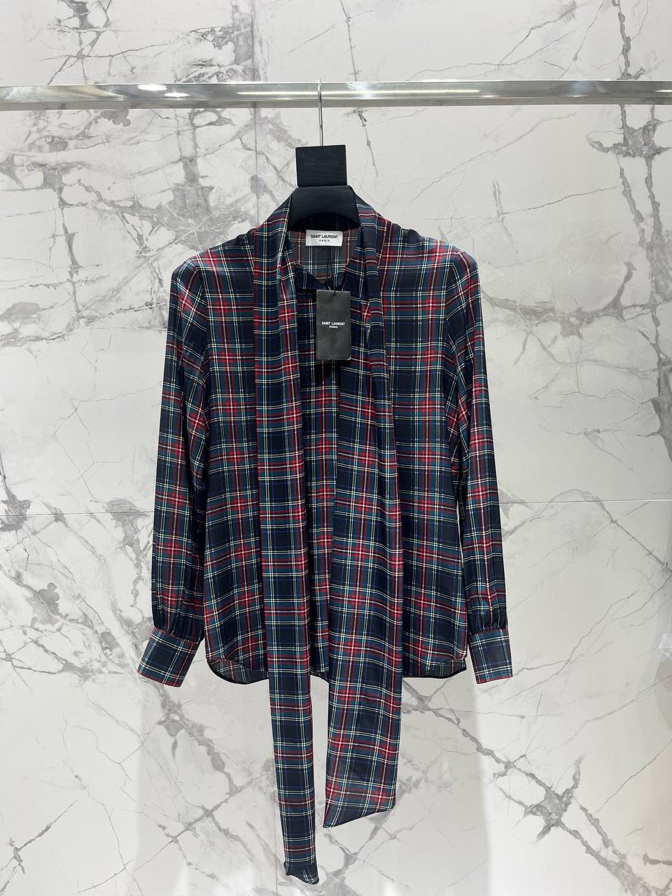 SAINT LAURENT Женская шёлковая рубашка SAINT LAURENT Женская шёлковая рубашка