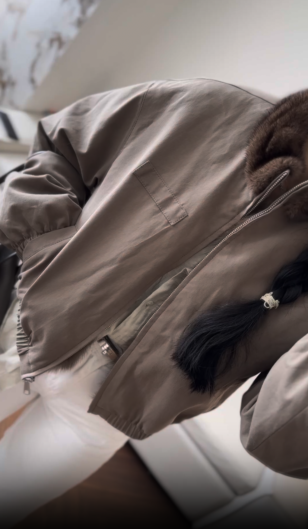 BRUNELLO CUCINELLI Женская куртка с мехом соболя BRUNELLO CUCINELLI Женская куртка с мехом соболя