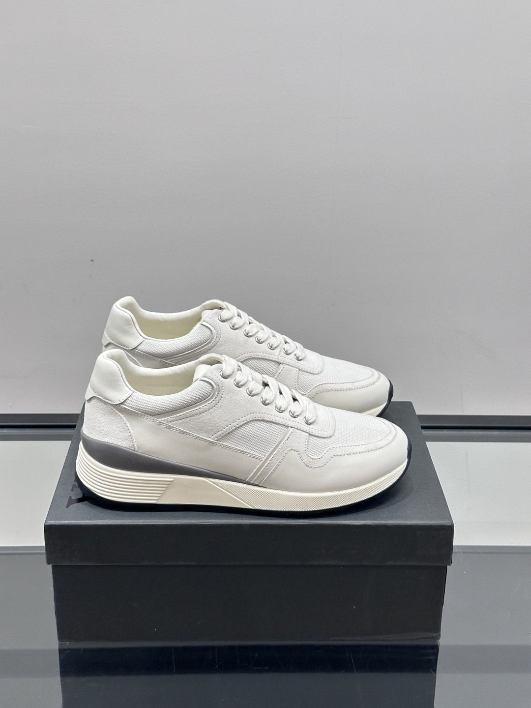 ERMENEGILDO ZEGNA Мужские кроссовки телячья кожа ERMENEGILDO ZEGNA Мужские кроссовки телячья кожа