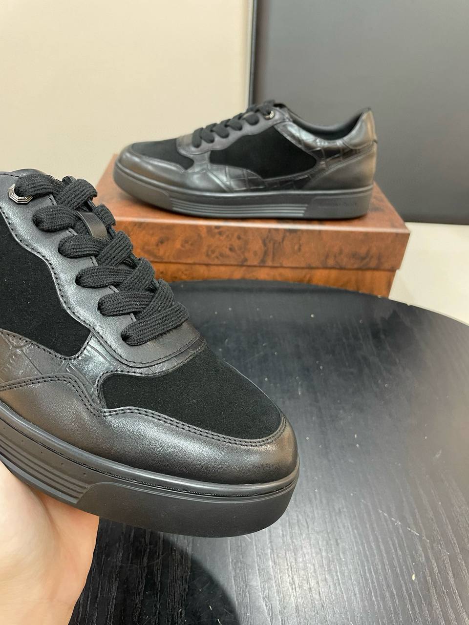 STEFANO RICCI Мужские кроссовки с комбинированным верхом из гладкой кожи и бархатистой замши STEFANO RICCI Мужские кроссовки с комбинированным верхом из гладкой кожи и бархатистой замши