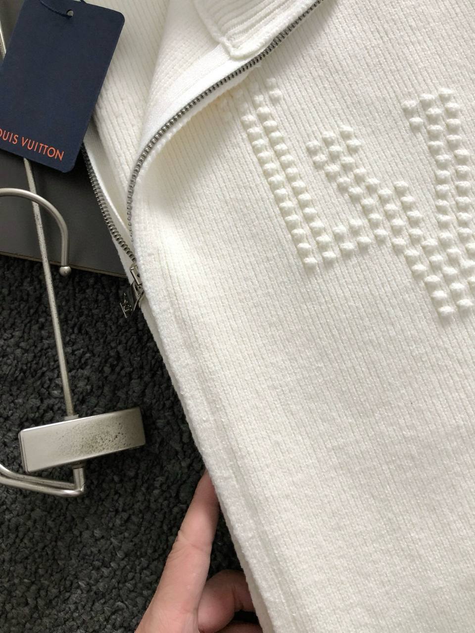 LOUIS VUITTON Мужской кардиган из шерсти LOUIS VUITTON Мужской кардиган из шерсти