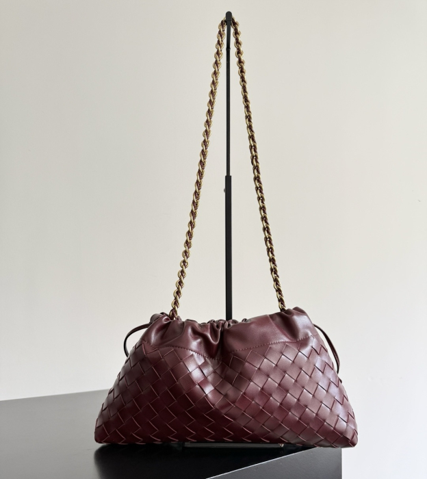 BOTTEGA VENETA Женская сумка Dustbag