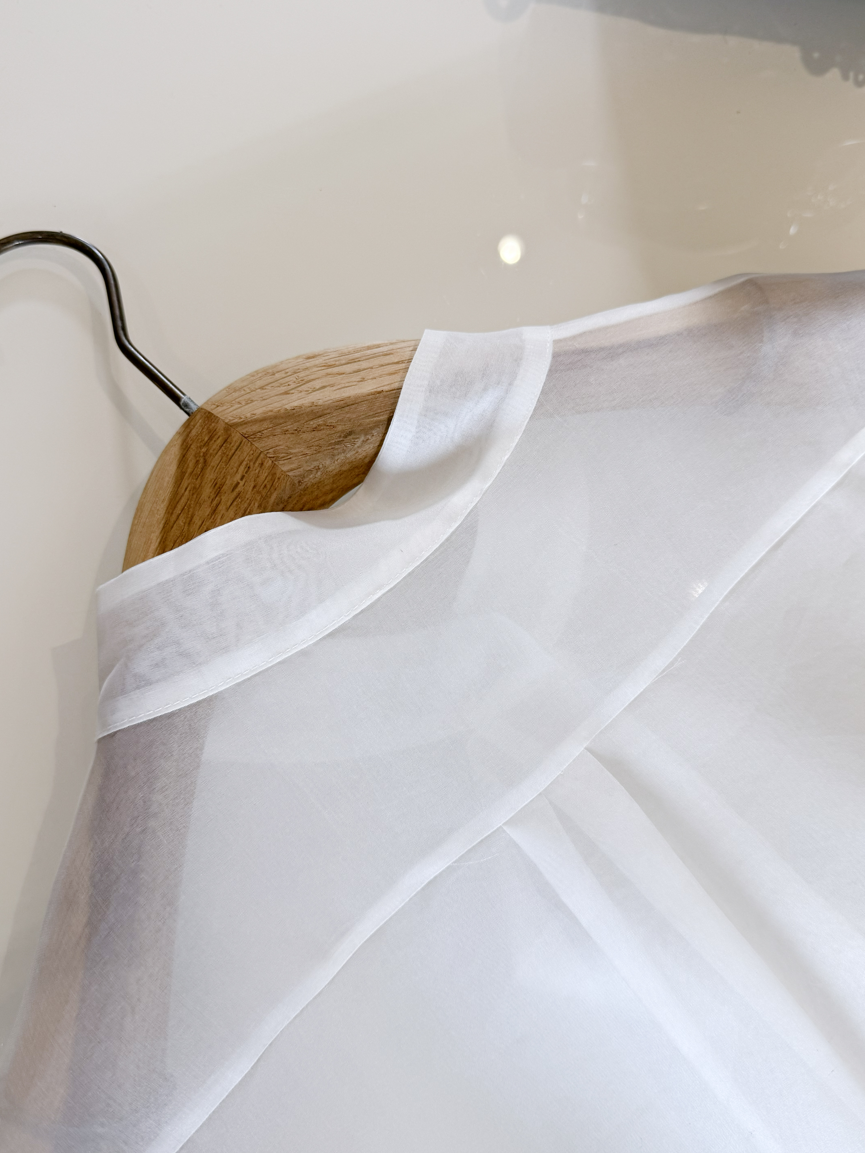 CHRISTIAN DIOR Женская блуза CHRISTIAN DIOR Женская блуза