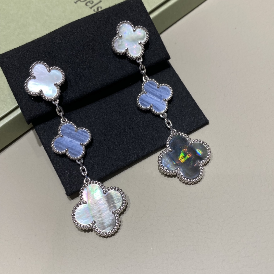 Van Cleef & Arpels Серьги Alhambra 3 мотива белое золото Van Cleef & Arpels Серьги Alhambra 3 мотива белое золото