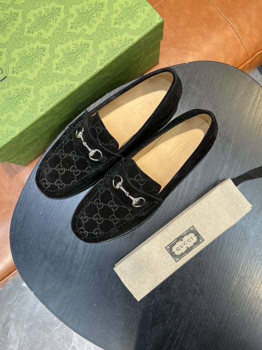 GUCCI Мужские лоферы из телячьей кожи