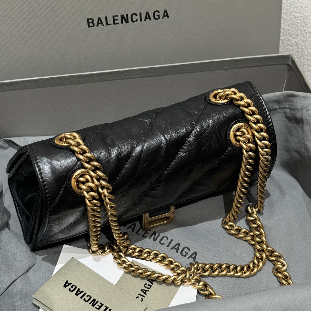 BALENCIAGA Женская сумка Crush маленькая BALENCIAGA Женская сумка Crush маленькая