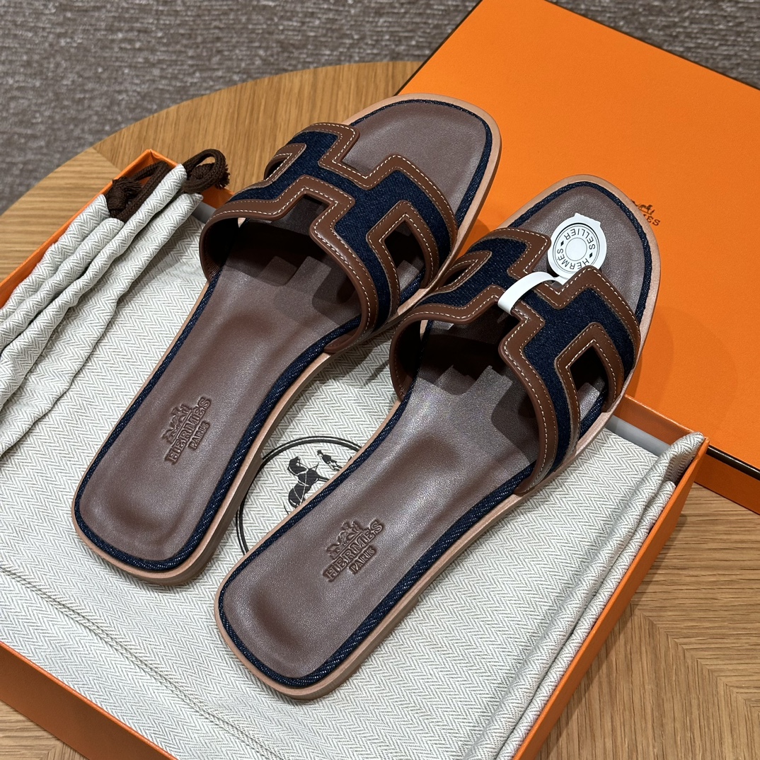 HERMES Женские сандалии Oran деним