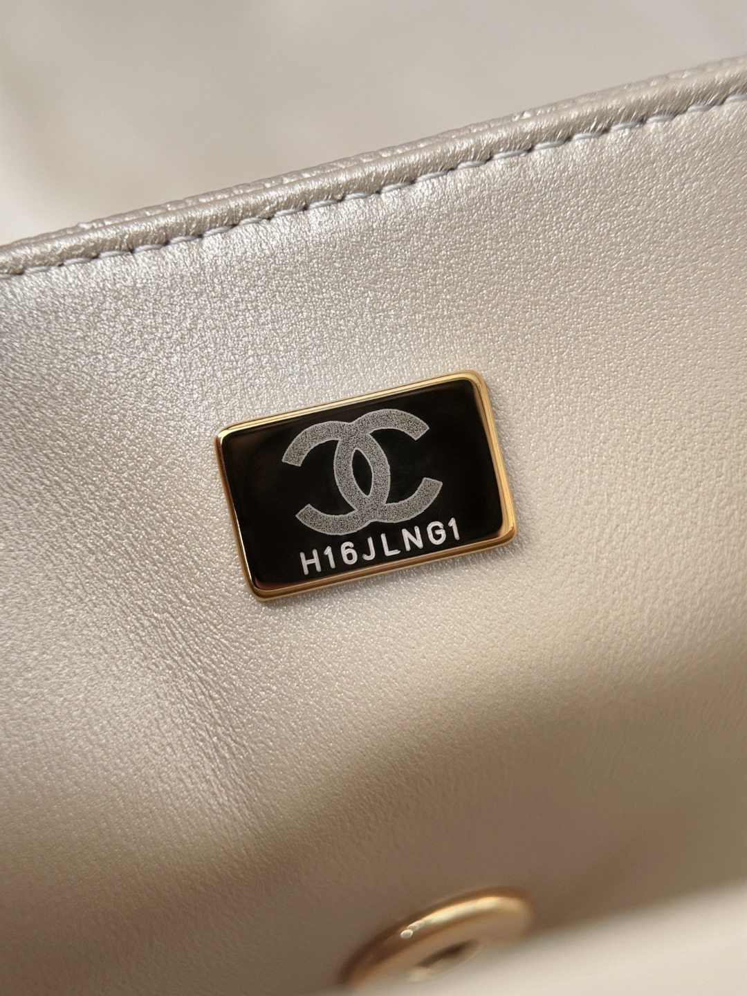 CHANEL Женская сумка с ручкой CF20 зернистая кожа