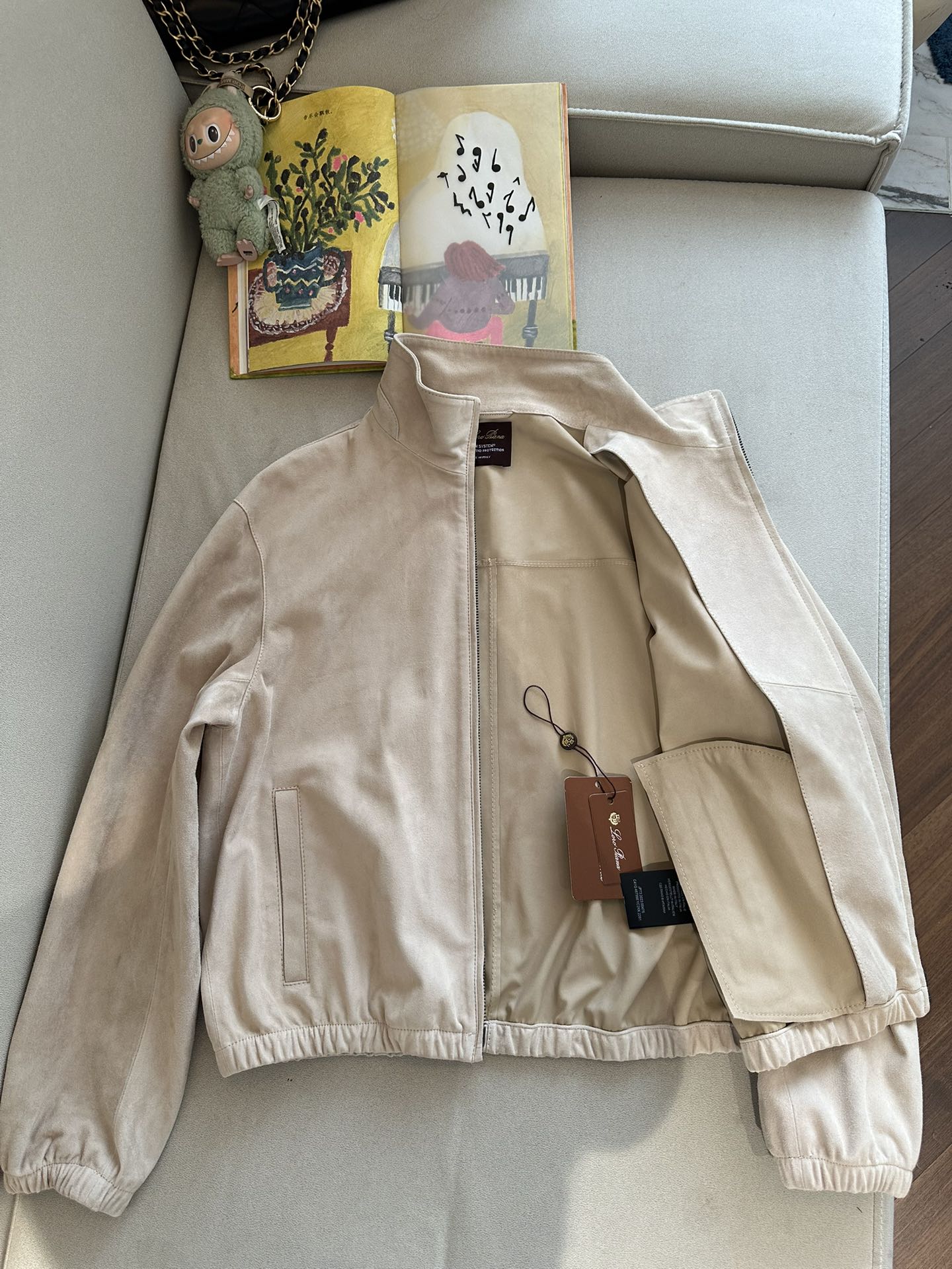 LORO PIANA Женская куртка из замши LORO PIANA Женская куртка из замши