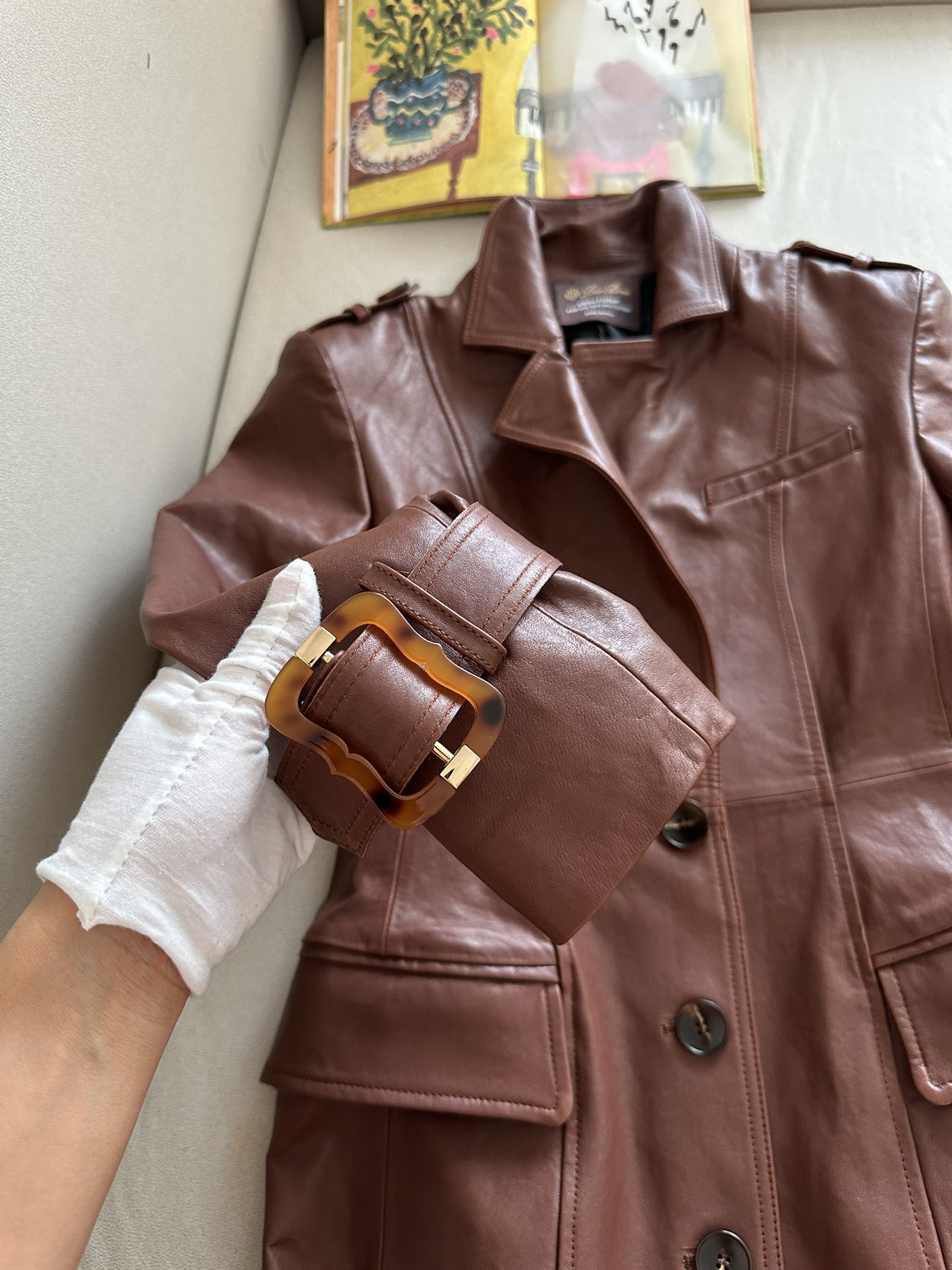 LORO PIANA Женский кожаный плащ LORO PIANA Женский кожаный плащ