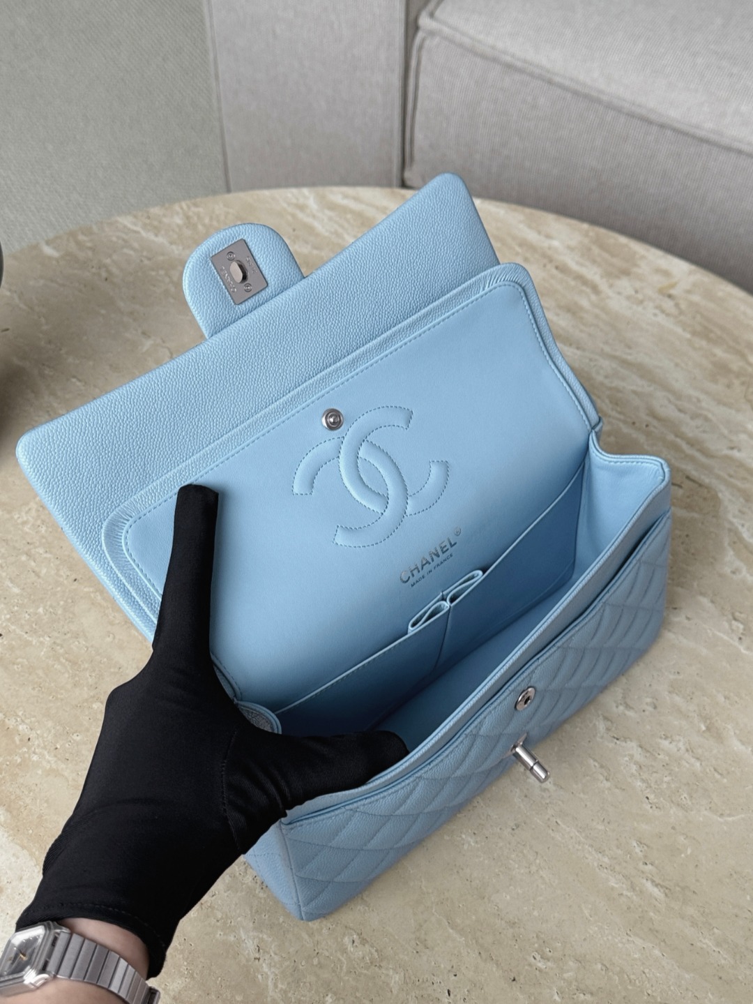 CHANEL Женская сумка CF25  с кожаной отделкой